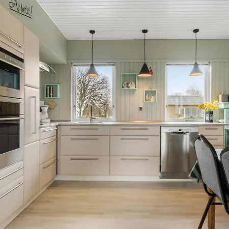 Pet Friendly In Samso With Kitchen